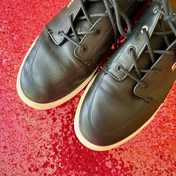 ⚓️ LACOSTE Bayliss Navy Leather Men’s Boat Casual Shoes - Picture 2 of 8